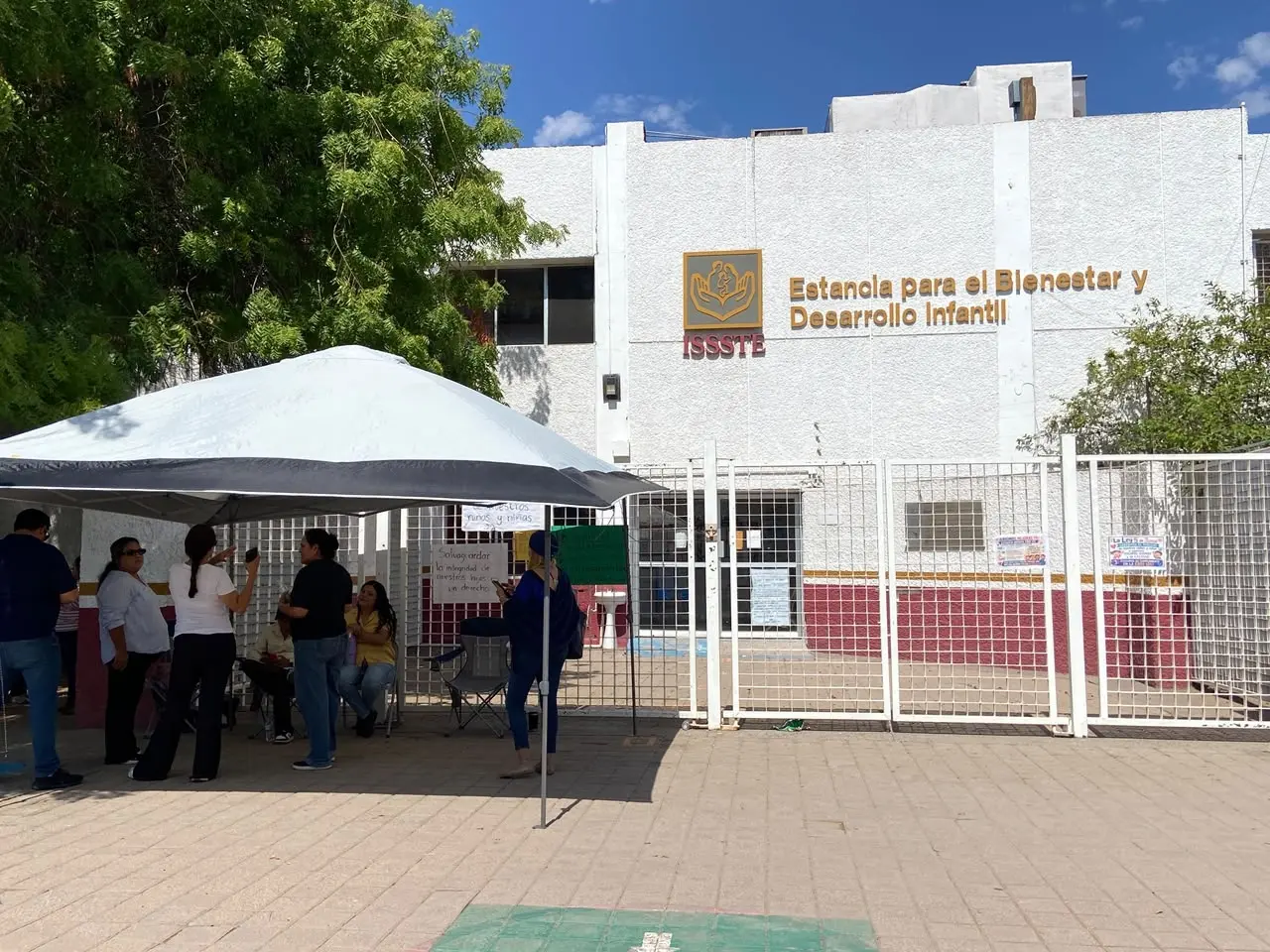 Toman estancia infantil del Issste en Navojoa
