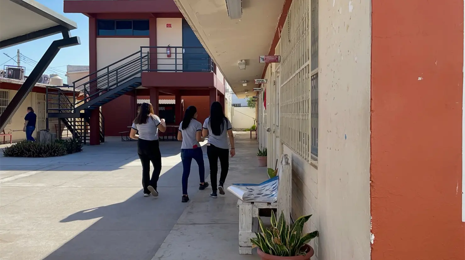 Los normalistas terminaron formalmente sus clases el viernes de la semana pasada y se encuentran en proceso de titulación