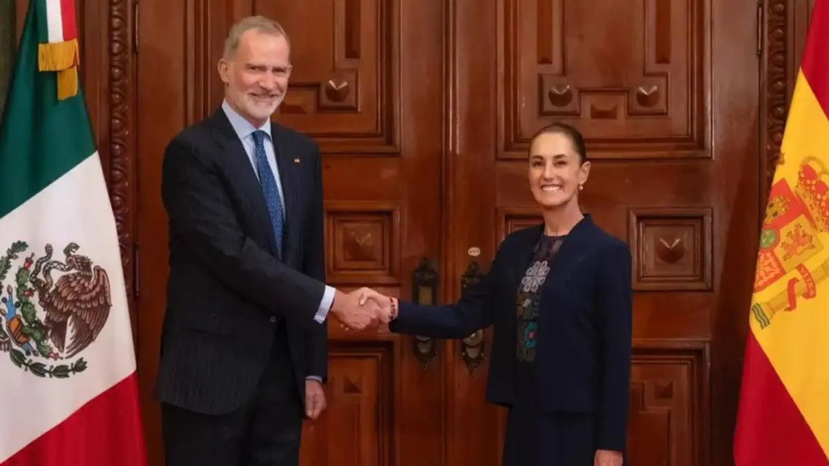 Claudia Sheinbaum recibe al rey Felipe VI en Palacio Nacional para fortalecer la relación entre México y España