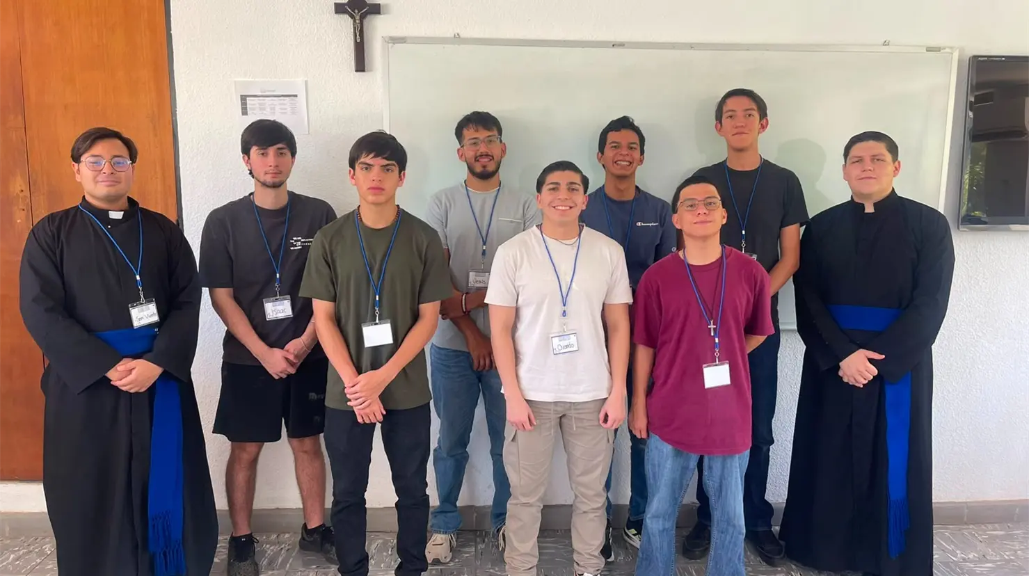 Participan 7 jóvenes en Preseminario 2026
