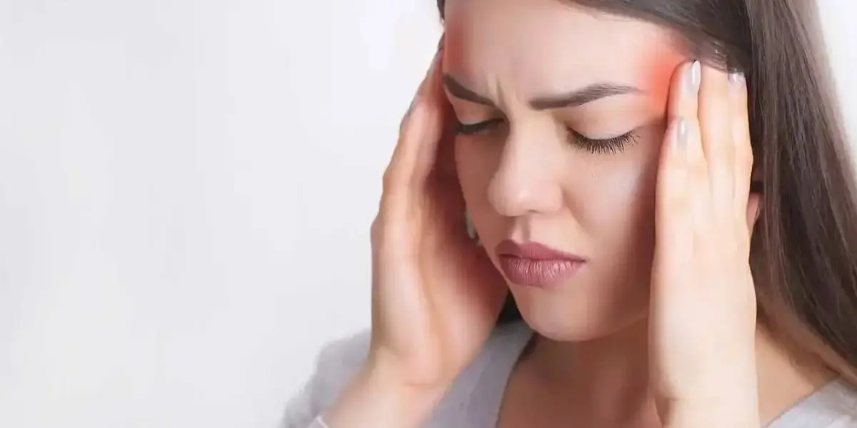 La meningitis es una enfermedad inflamatoria del sistema nervioso central que puede avanzar rápidamente y requiere atención médica urgente.