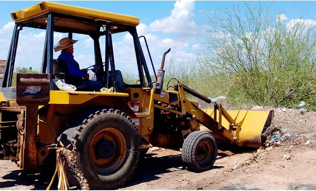 Refuerzan limpieza de basureros clandestinos en algunos puntos de Navojoa
