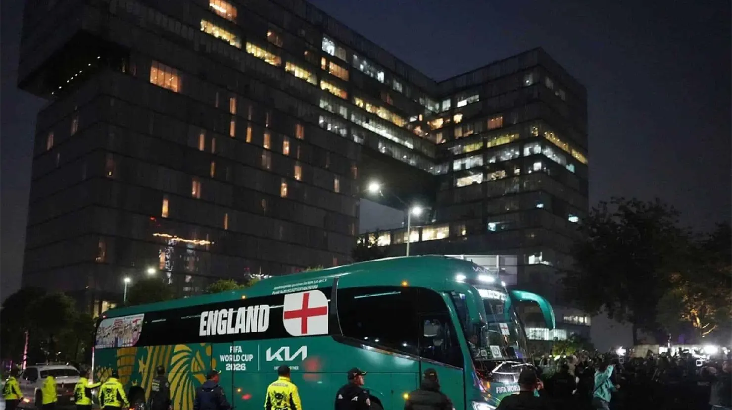 FIFA refuerza seguridad para Inglaterra y busca evitar serenata mexicana antes del duelo