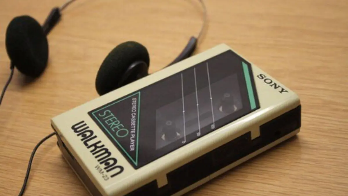 El espíritu del Walkman revive con reproductores de casete que ahora incluyen Bluetooth y USB-C
