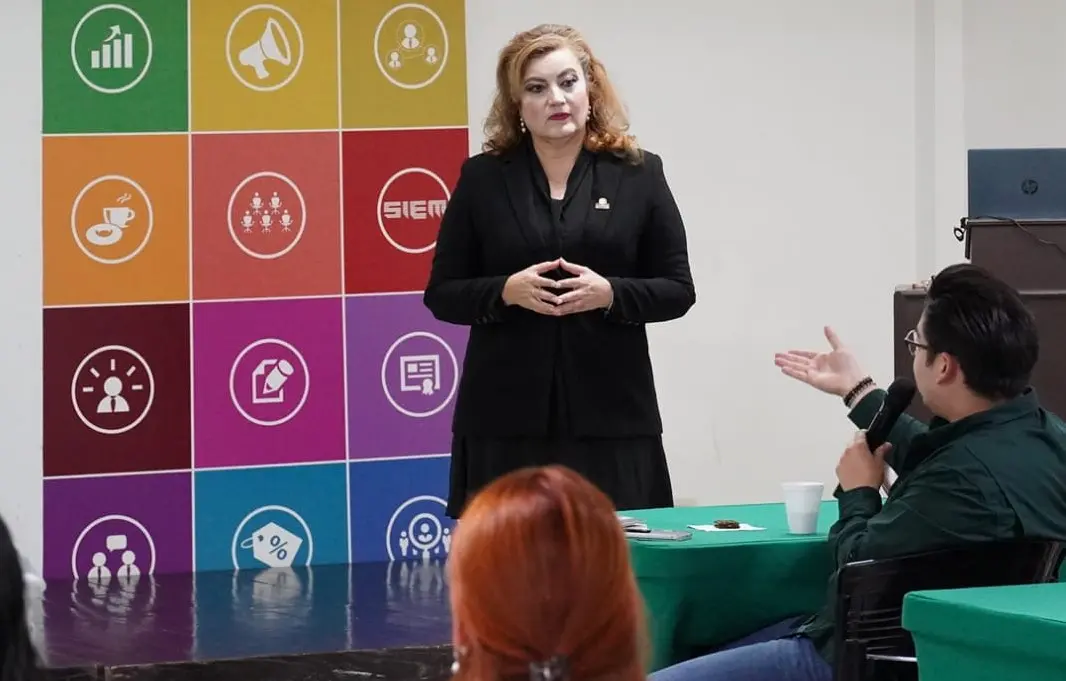 Secretaría de Economía llama a registrar las marcas
