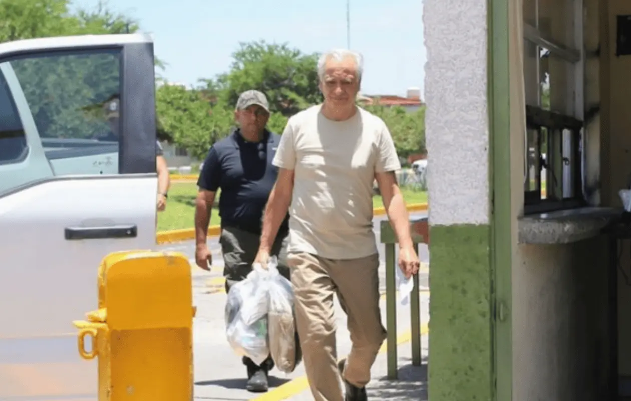 Víctor Rodríguez Padilla sale de prisión en Morelos; seguirá proceso por violencia familiar en libertad