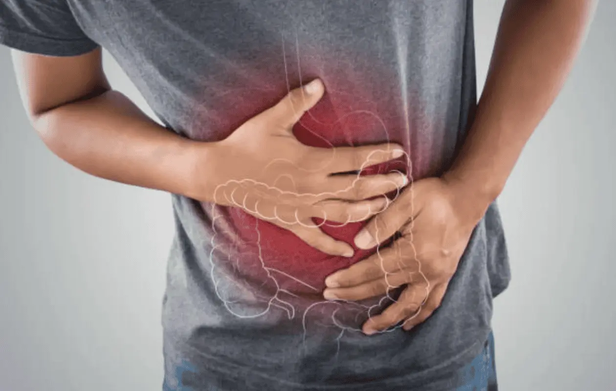 México emite aviso de viaje por brote de ciclosporiasis en Estados Unidos