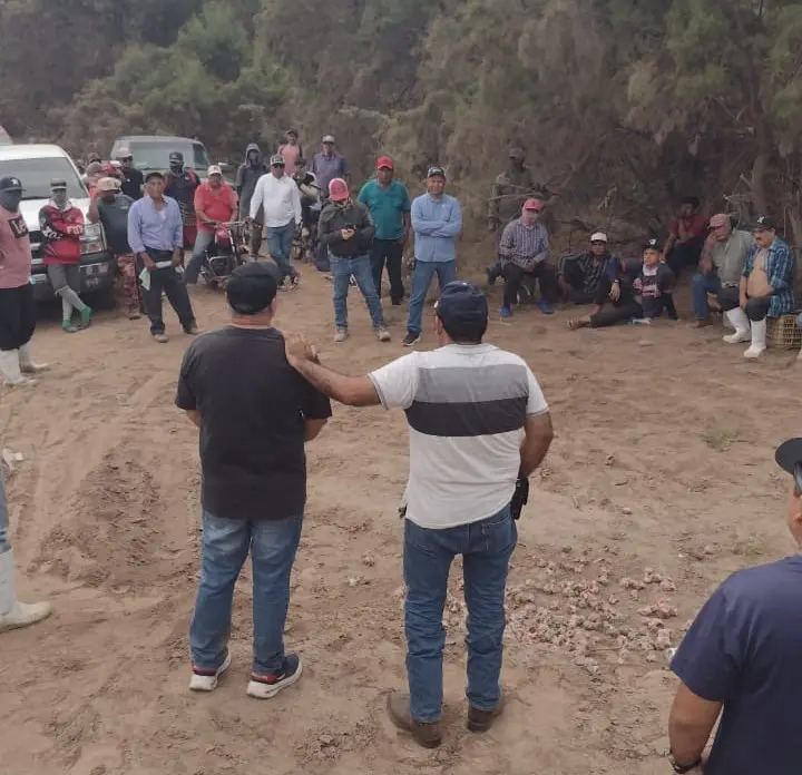 Frente Pesquero intensifica protestas en Huatabampo por daños a esteros