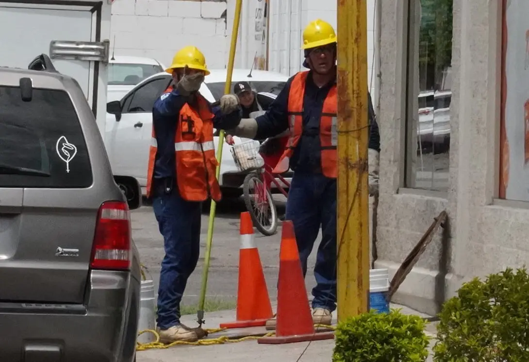 Tras 20 horas se restaura servicio eléctrico en Misión San Xavier