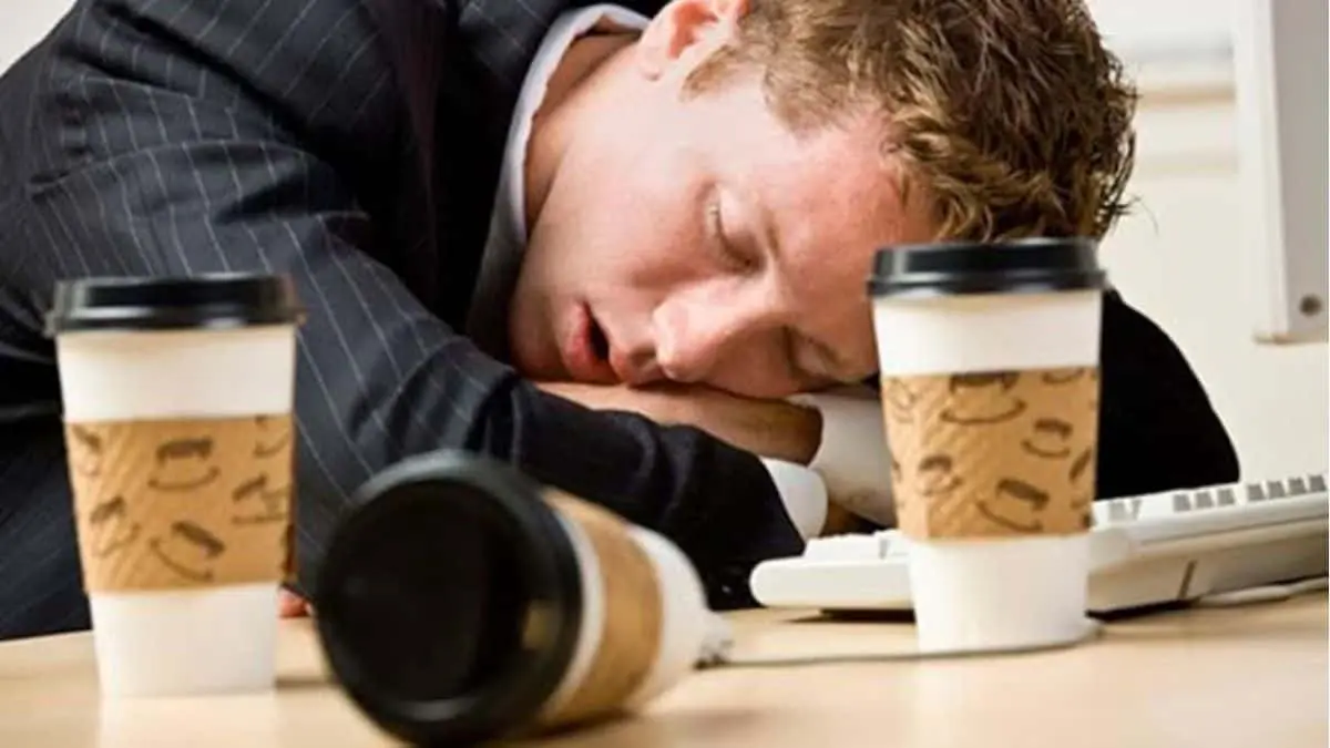 ¿Por qué algunas personas sienten sueño después de tomar café? La ciencia tiene la respuesta
