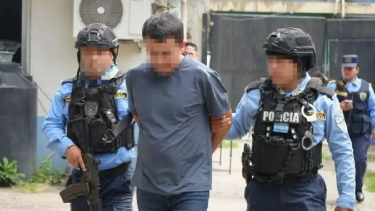 Arrestan en Honduras a mexicano acusado de hackear los cajeros usando solo un celular