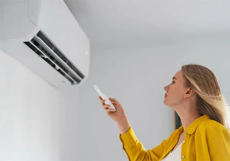 Expertos recomiendan ajustar el aire acondicionado a 24 °C para ahorrar energía y cuidar el equipo