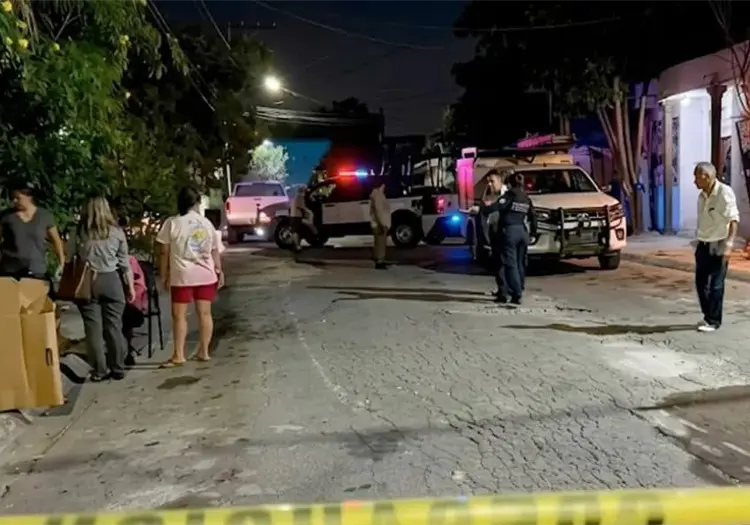Adulta mayor convivió 3 días junto al cuerpo de su hijo fallecido sin saber lo que había pasado