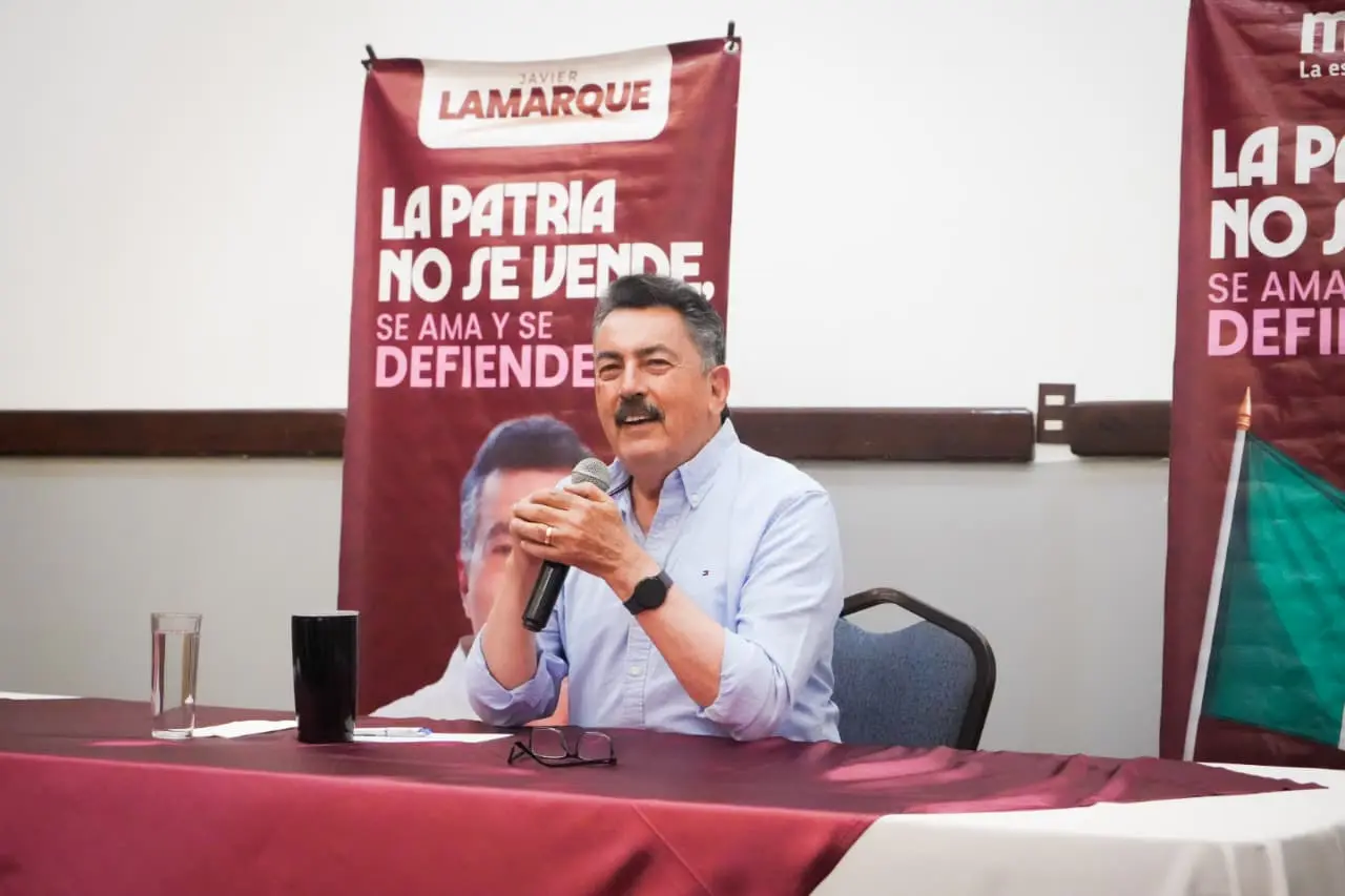 Lamarque Cano acusó a la oposición de descalificar las acciones del Gobierno federal cuando se emprenden investigaciones por presuntos actos de corrupción y reiteró su apoyo a la estrategia contra este delito. “Nuestro respaldo a la Presidenta de la República para que siga combatiendo ese flagelo que afecta a las finanzas nacionales”