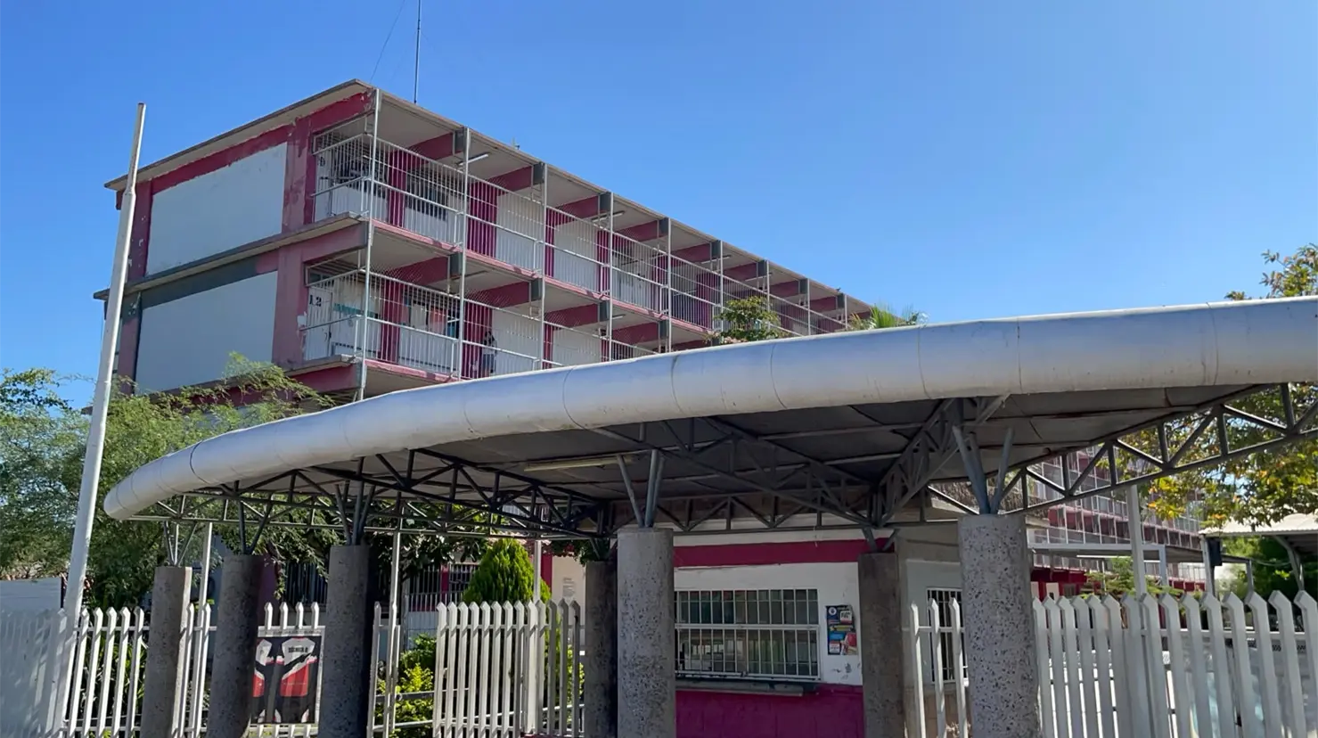 La Secundaria Técnica 2 continuará impulsando el uso pedagógico de la inteligencia artificial y dispositivos móviles al regreso a clases. 