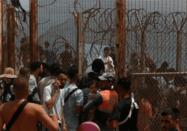 Italia suspende Schengen con España tras tensión por crisis migratoria en Ceuta