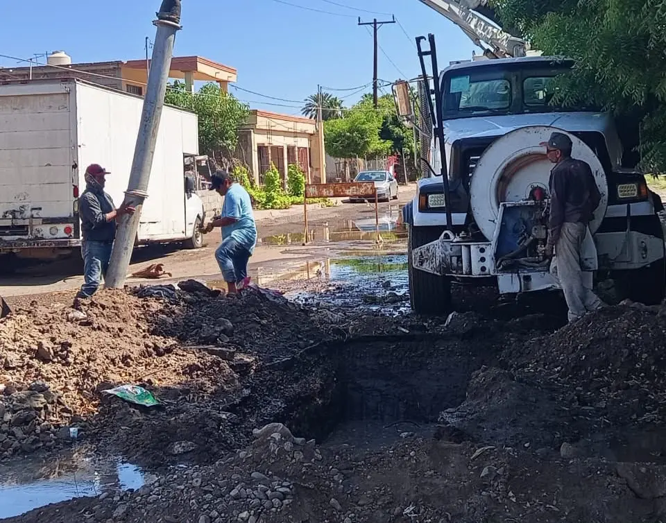 Restablecen servicio de agua potable en Etchojoa tras concluir reparaciones