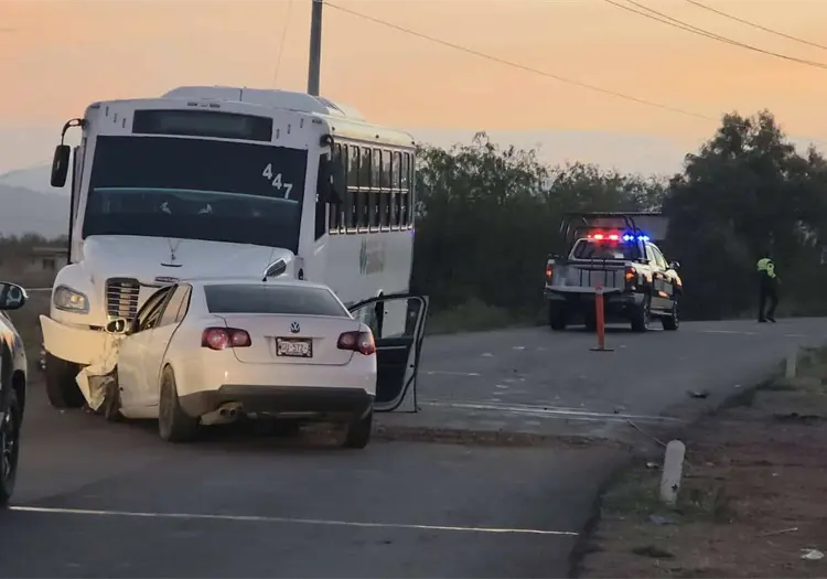 Fatal accidente en carretera a San José de Guaymas