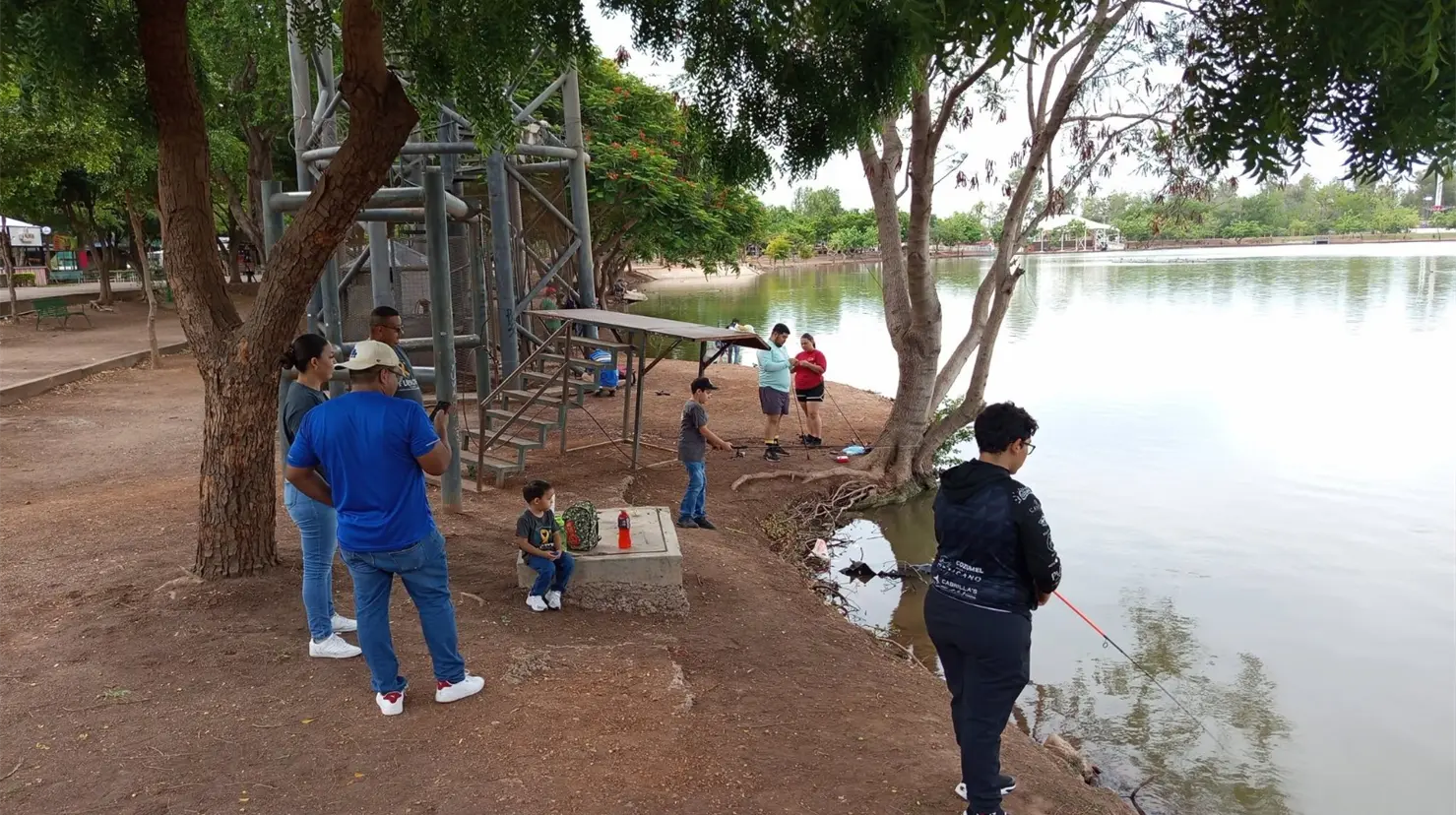 Realizan torneo de pesca a favor de niños con cáncer
