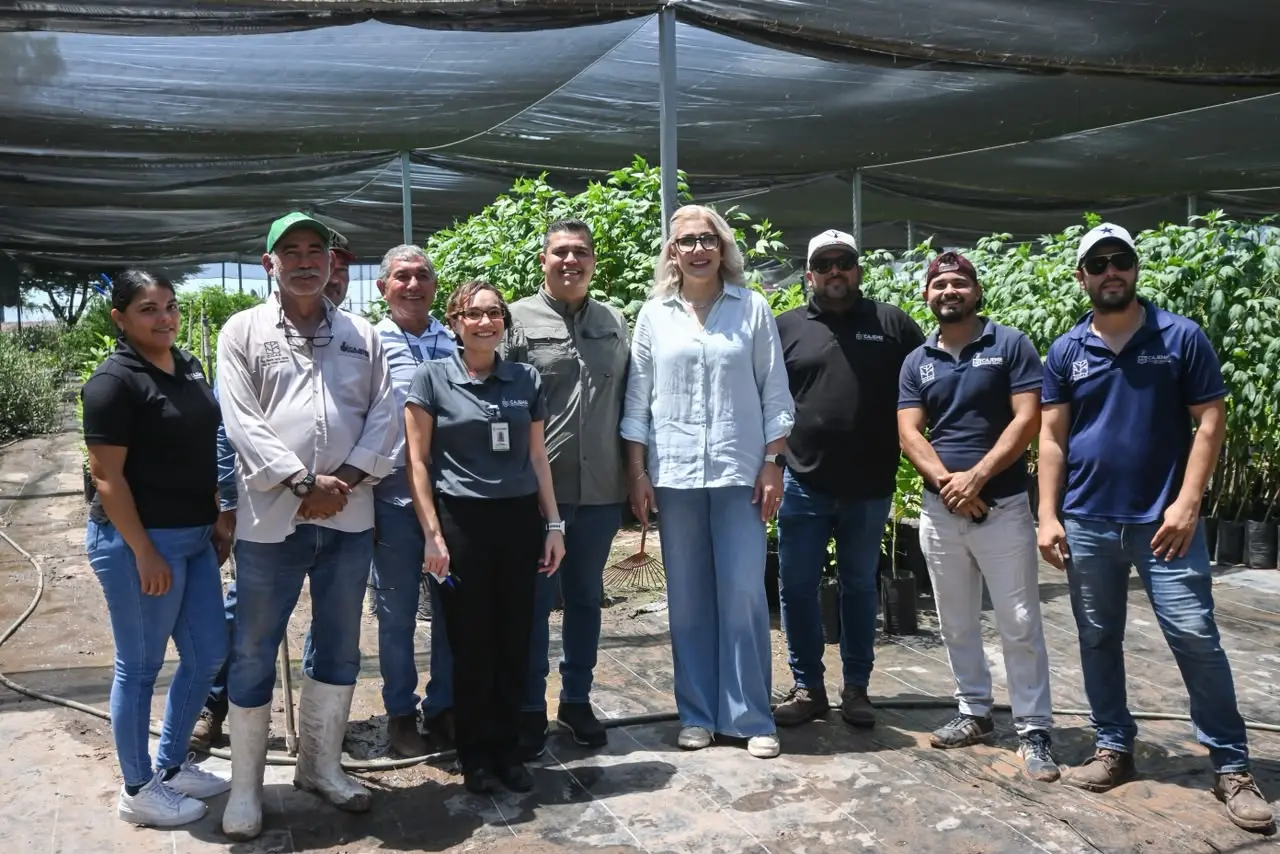 Claudia Cruz invita a reforestar Cajeme