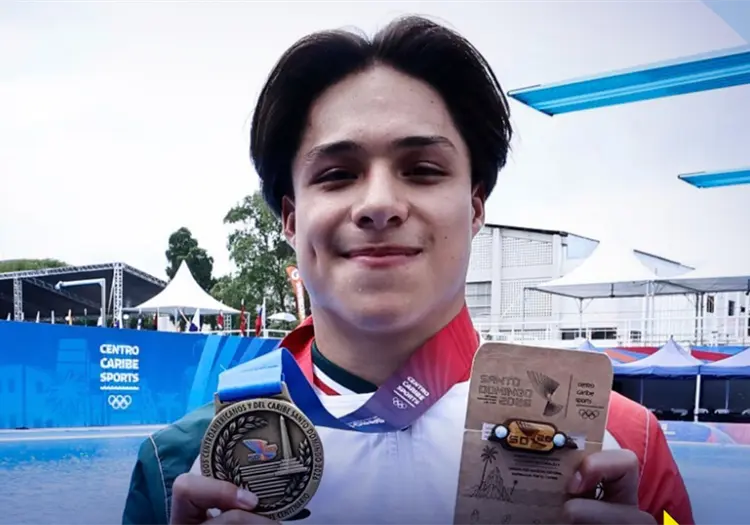 Osmar Olvera conquista el oro en trampolín de tres metros y lidera la cosecha mexicana en los JCC