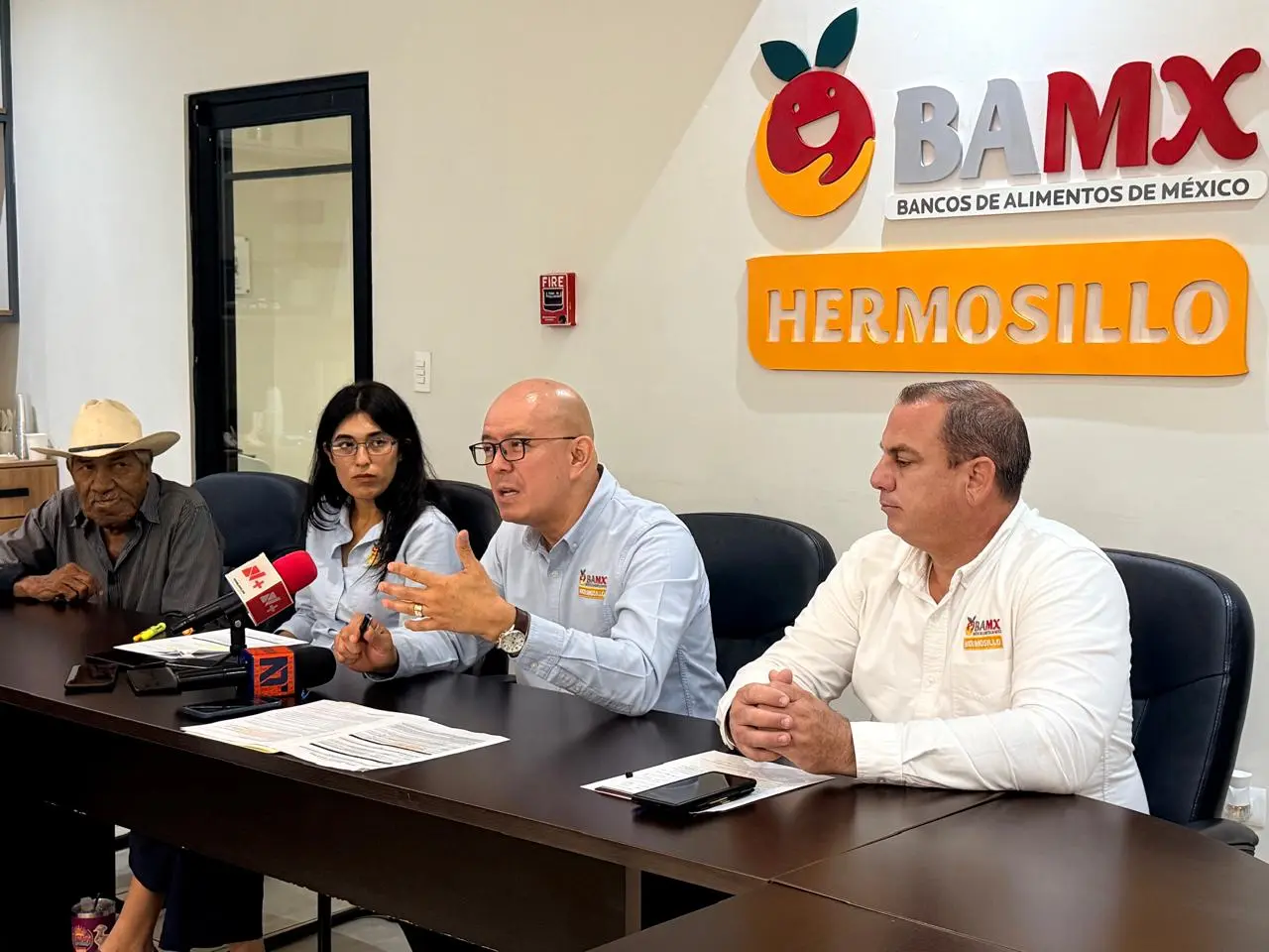 La campaña aprovecha el Mes del Adulto Mayor para incentivar la participación ciudadana y empresarial. El 28 de agosto es el mes del abuelo