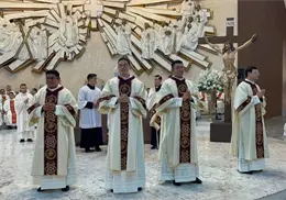 Diáconos se encuentran en camino de convertirse en sacerdotes Diáconos se encuentran en camino de convertirse en sacerdotes