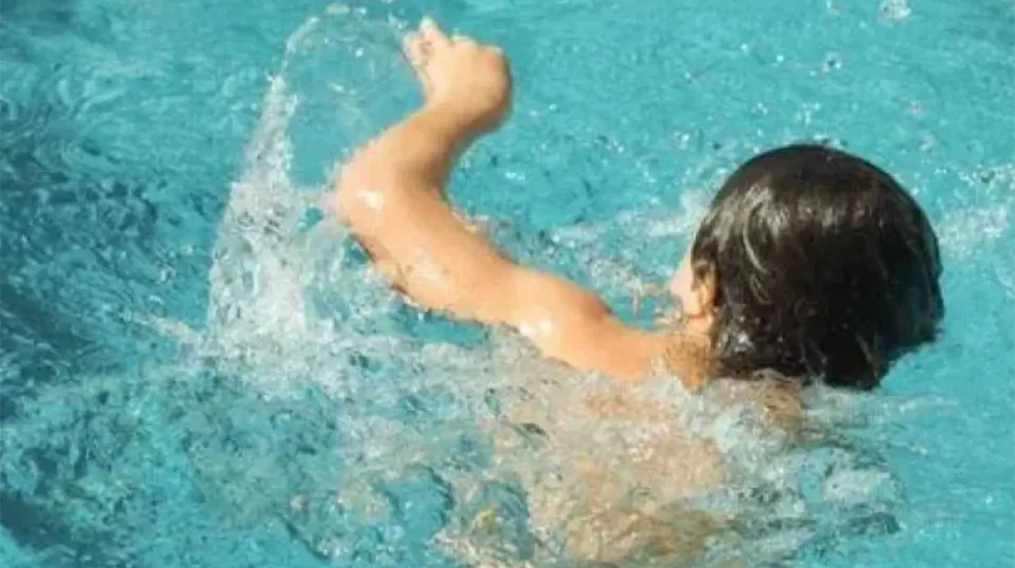 Niño de 3 años muere ahogado en alberca de Bahía de Kino durante paseo familiar