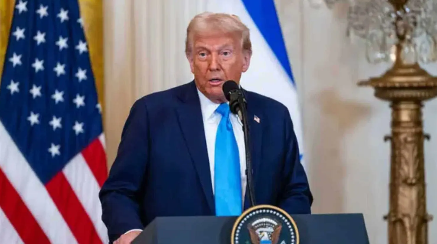 Trump endurece su postura y exige a Irán un acuerdo o una rendición total