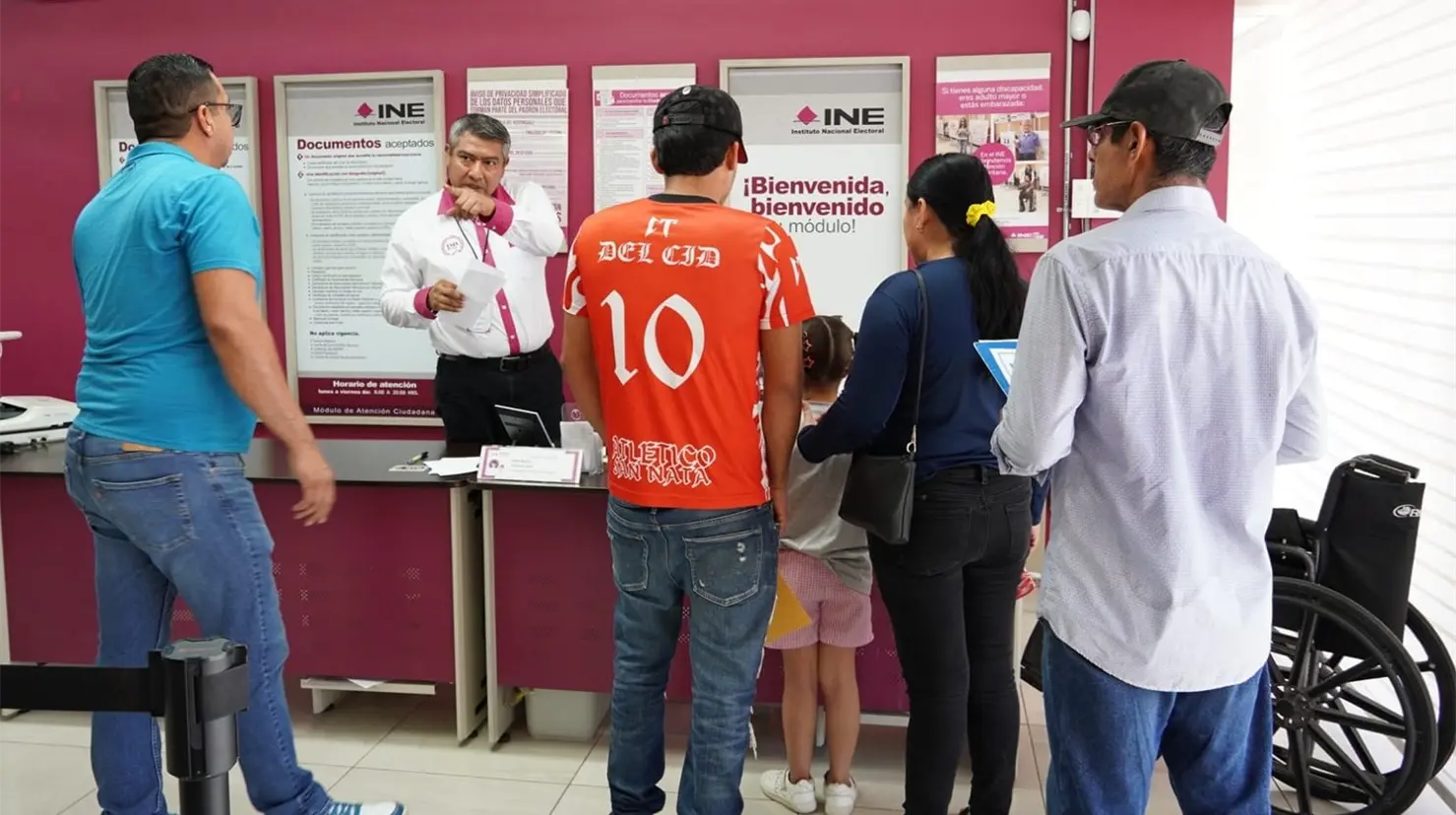 Se requiere CURP impresa para inscripción al padrón electoral