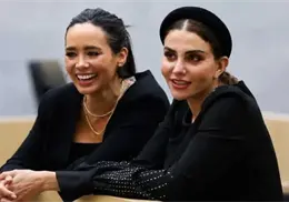 Morena suspende derechos partidistas a Nay Salvatori y Grace Palomares por comentarios sobre adultos mayores Morena suspende derechos partidistas a Nay Salvatori y Grace Palomares por comentarios sobre adultos mayores