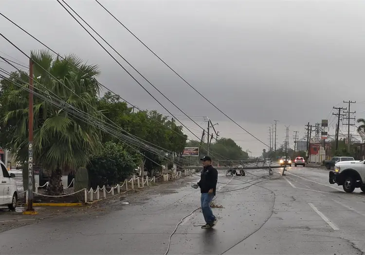 Lluvias ocasionan incidentes en Cajeme
