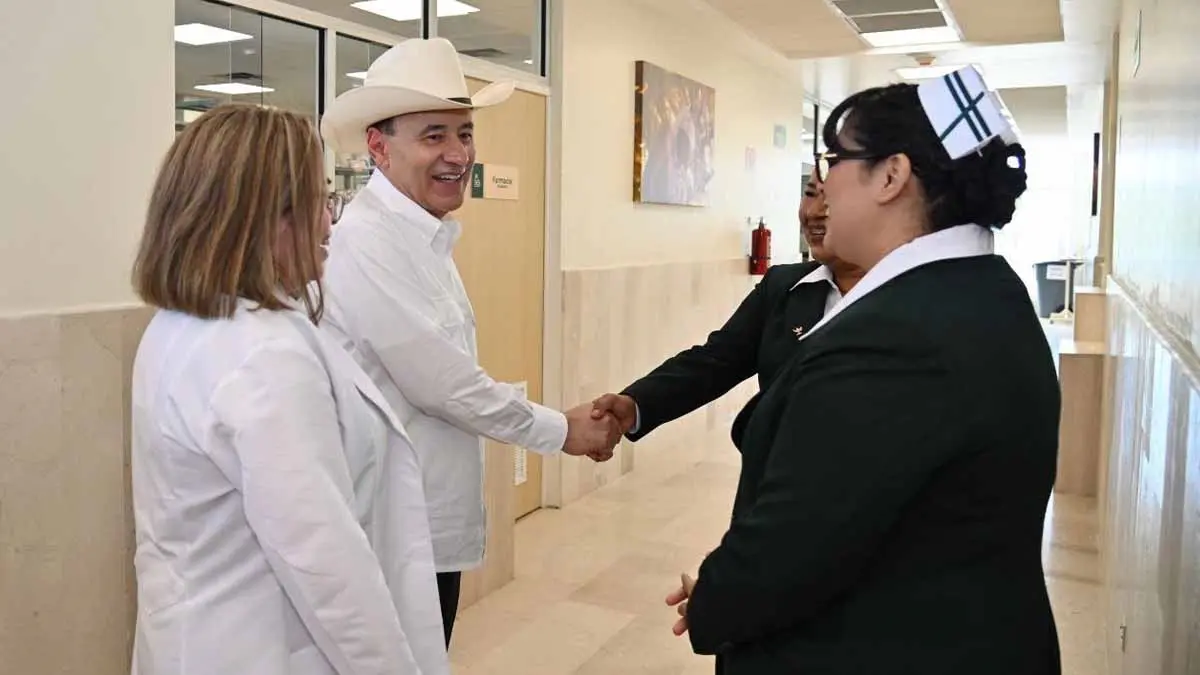 Alfonso Durazo se compromete con terminar Hospital Universitario de Etchojoa para 2027
