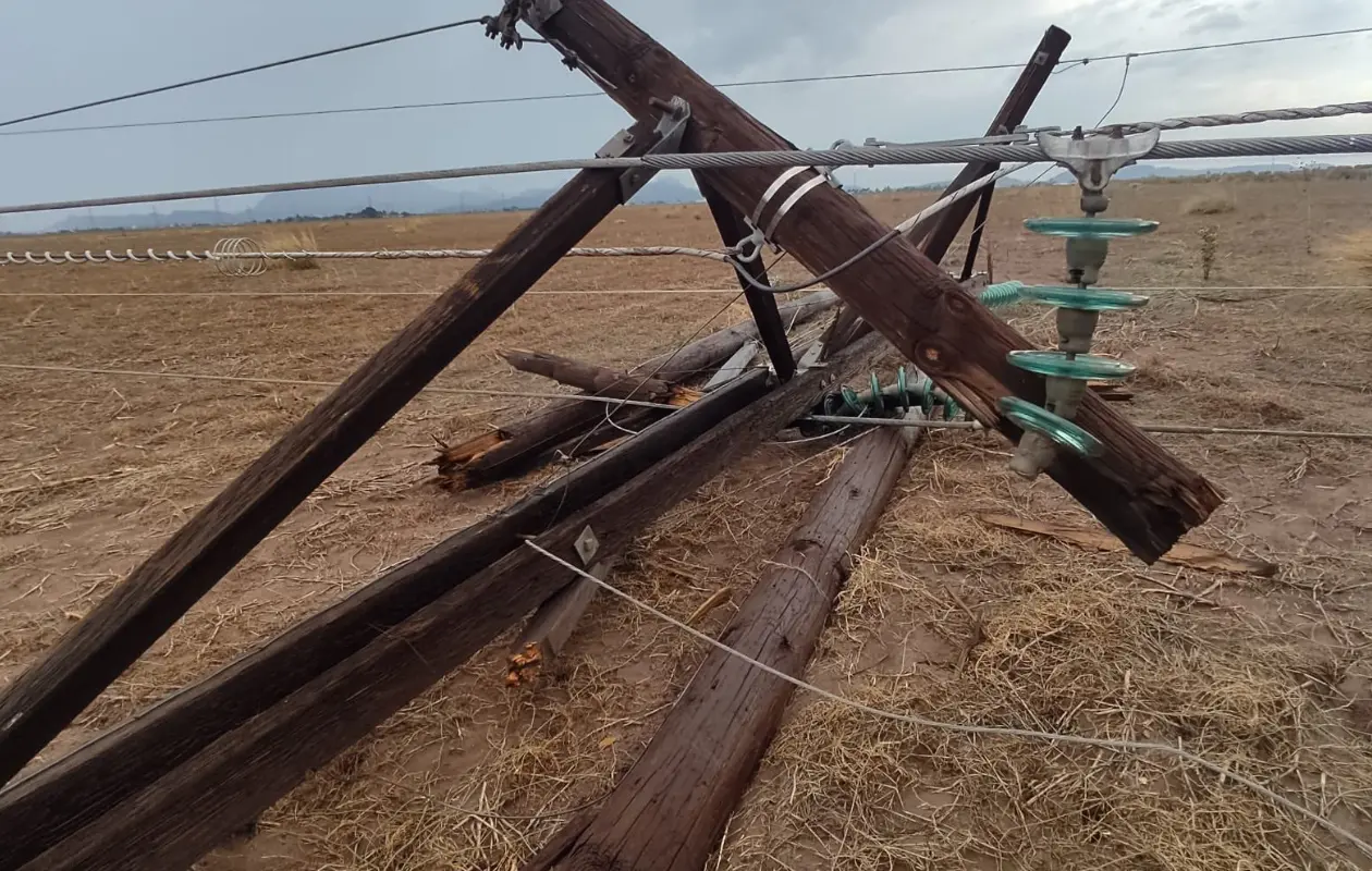 CFE reporta 53% de avance en restablecimiento de luz tras lluvias en Ciudad Obregón
