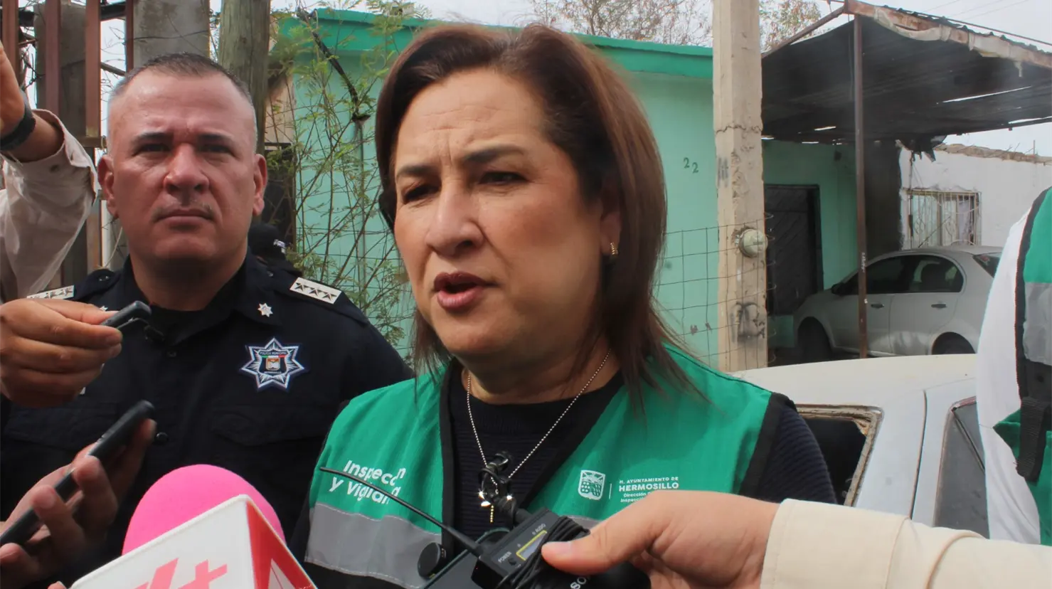 La titular de la Dirección General de Inspección y Vigilancia exhortó a la ciudadanía a reportar la presencia de lotes baldíos utilizados como basureros clandestinos. “Si ves un basurero clandestino, repórtalo al 072 y comparte la ubicación exacta”.