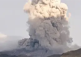 Volcán Puracé emite ceniza tras terremoto que sacudió Colombia Volcán Puracé emite ceniza tras terremoto que sacudió Colombia