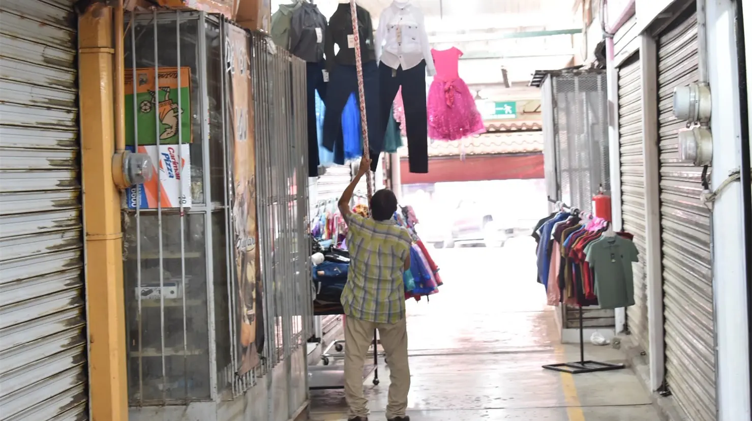 Calor y vacaciones vacían el Mercado de Navojoa; cae hasta 50% la afluencia