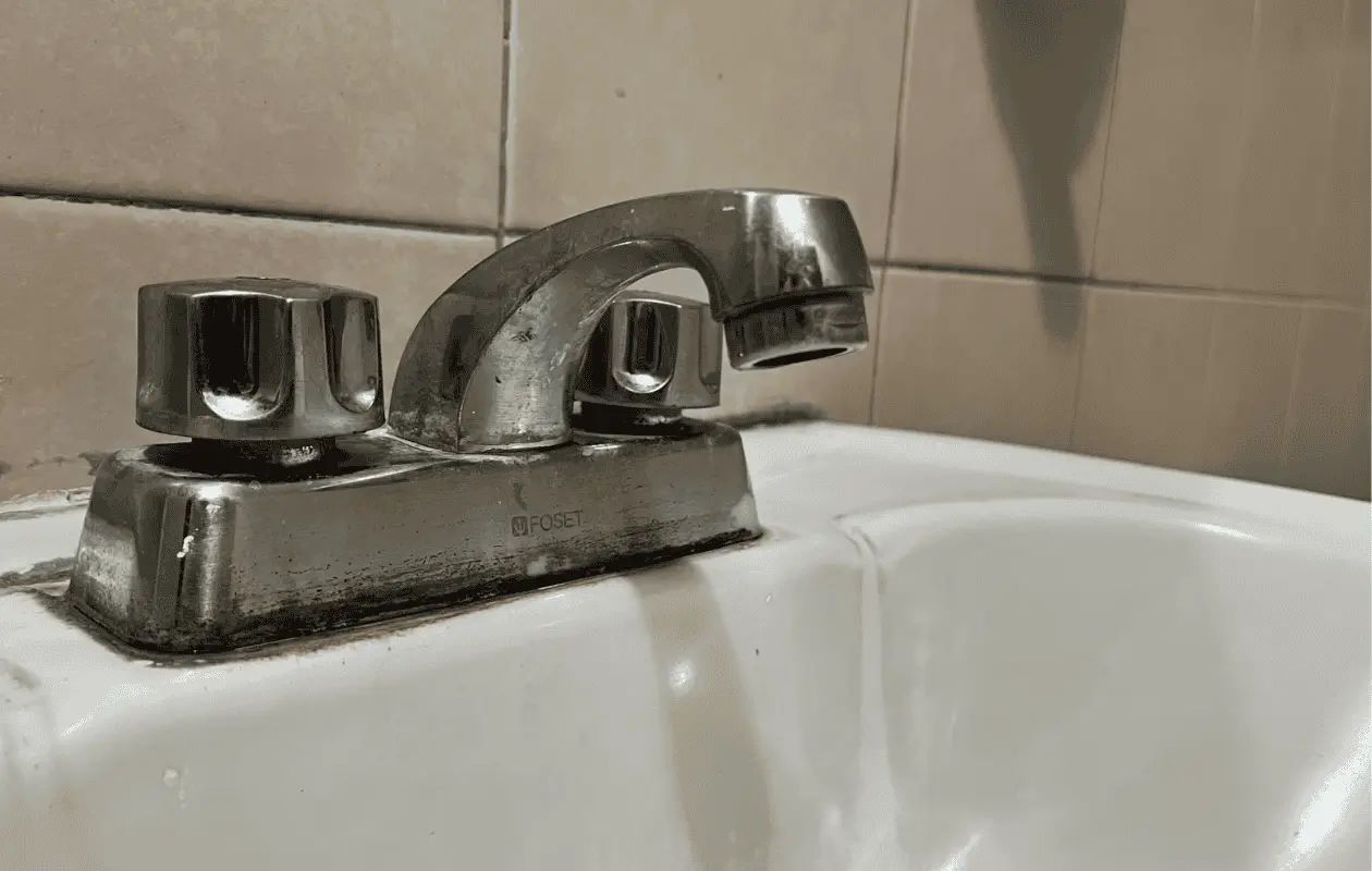 Corte de energía deja sin agua potable al centro y norte de Ciudad Obregón