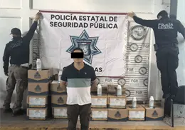 Aseguran cargamento de narcótico en carretera Hermosillo – Santa Ana Aseguran cargamento de narcótico en carretera Hermosillo – Santa Ana