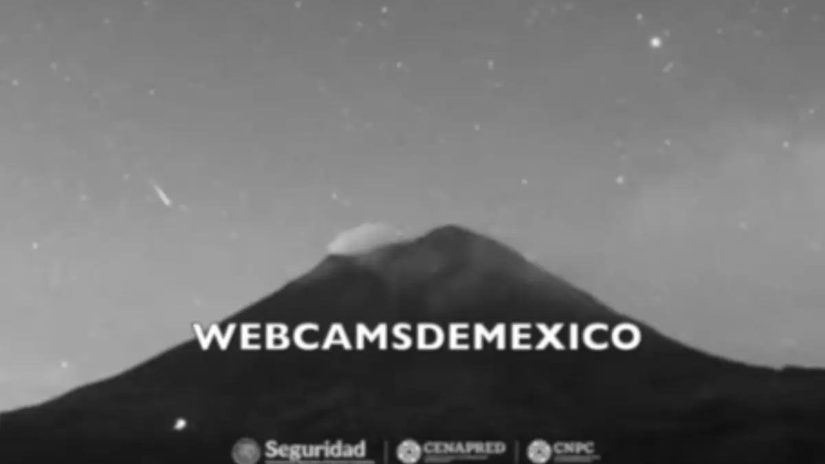 VIDEO | Popocatépetl y las Perseidas regalan espectacular postal: captan lluvia de estrellas sobre “Don Goyo”