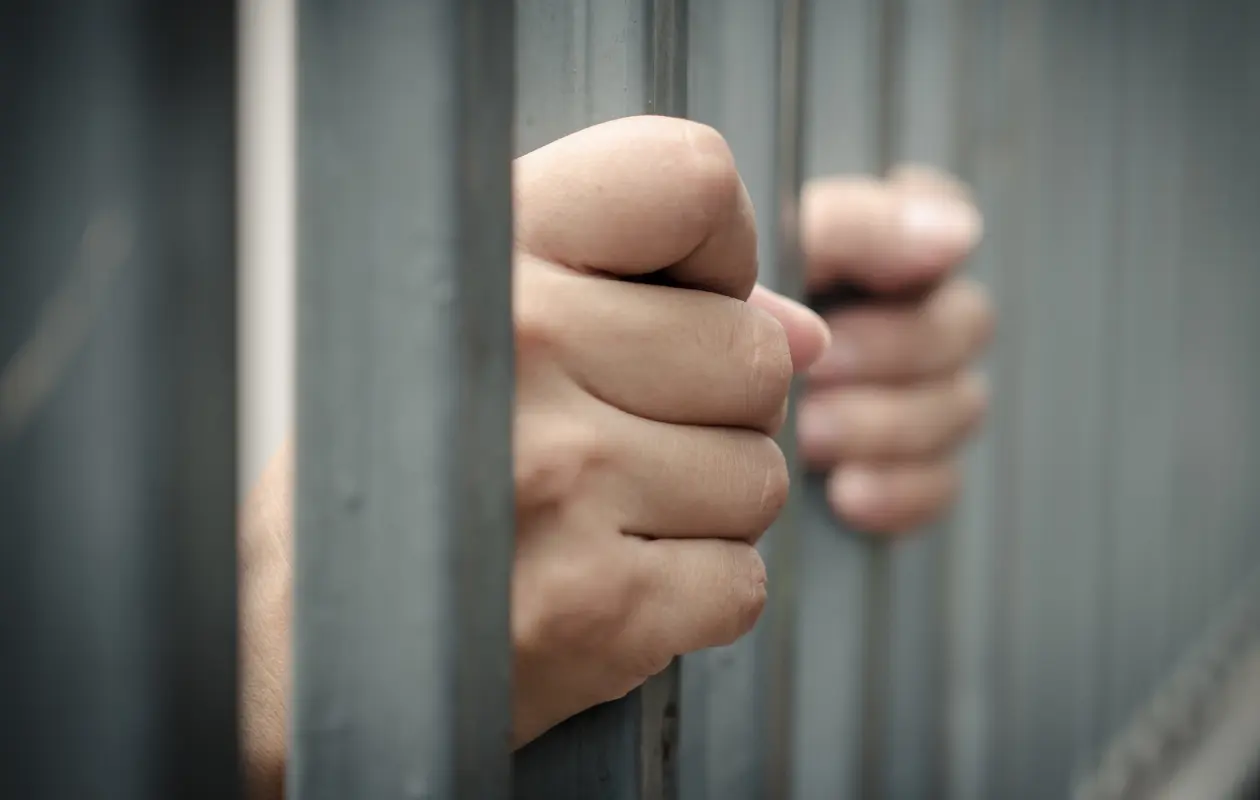 Hombre droga y sepulta a su padre y abuelos para quedarse con propiedades en SLP