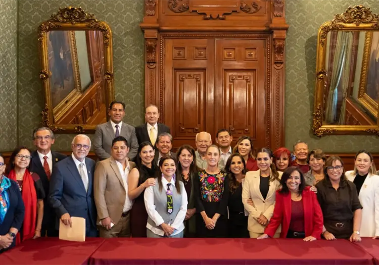 Gobernadores de la 4T respaldan soberanía de México ante injerencia extranjera