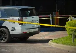Hombre se arroja desde lo alto de hotel y minutos después encuentran a mujer sin vida con signos de violencia Hombre se arroja desde lo alto de hotel y minutos después encuentran a mujer sin vida con signos de violencia