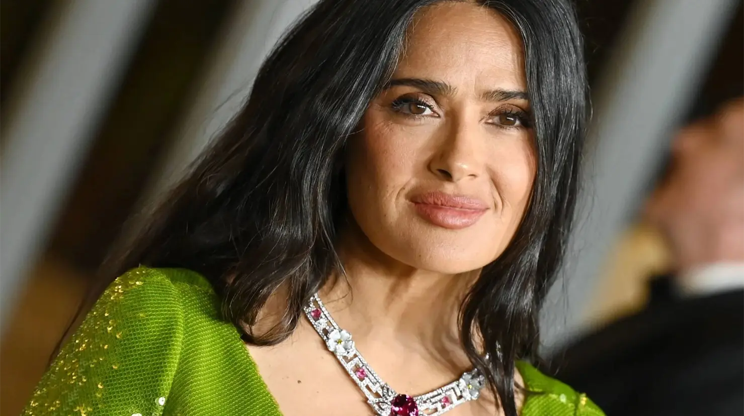 Salma Hayek se convierte en abuela por primera vez