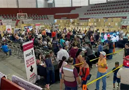 Arranca entrega de uniformes en Cajeme