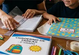 Regreso a clases: ideas creativas para forrar tus cuadernos y darles un toque único
