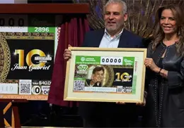 Homenaje a Juan Gabriel en Sorteo Superior 2896 de la Lotería Nacional Homenaje a Juan Gabriel en Sorteo Superior 2896 de la Lotería Nacional