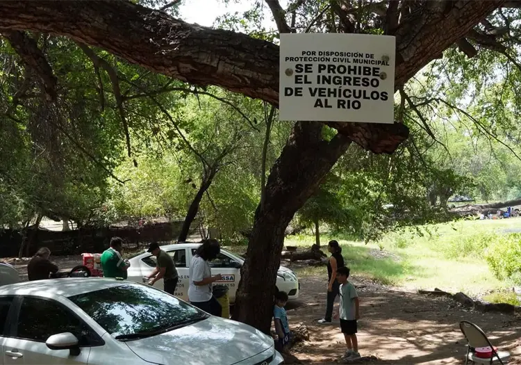 Cajemenses dejan de ingresar autos al agua en paseos; abren el Chículi