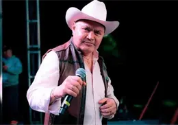 Balean a Edilberto Portillo, líder de “Beto y sus Canarios”, en Edomex