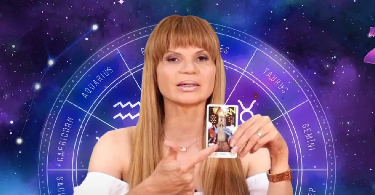 Descubre cómo habla la sabiduría de los astros, canalizada a través de la visión de Mhoni Vidente / Imagen: Mhoni / Freepik